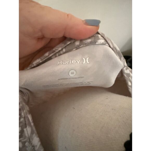 Hurley Athletic Top - Long Sleeve Size M - Picture 3 of 5